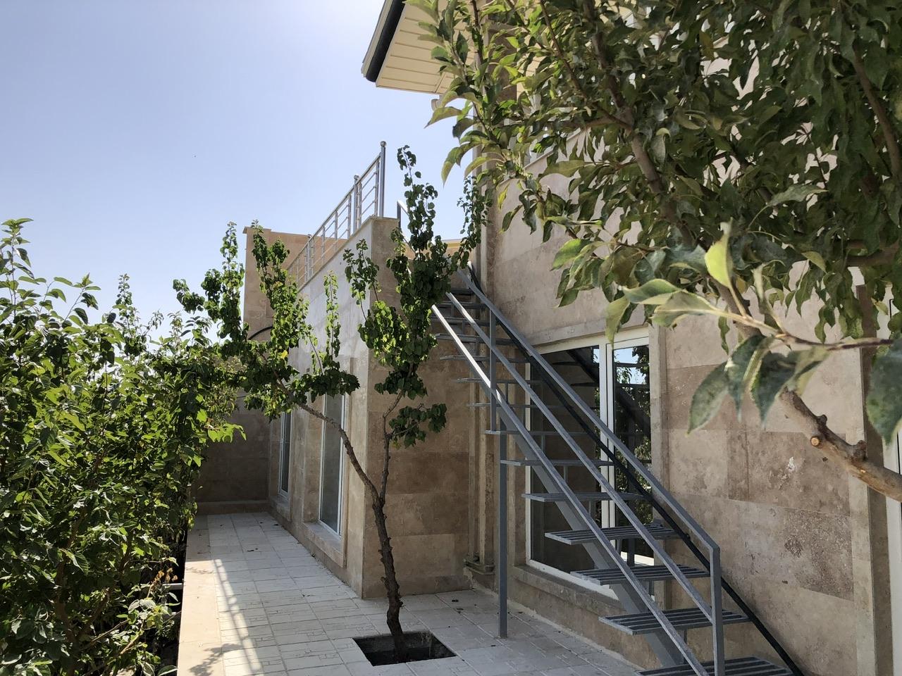 اجاره ویلا مهرآباد با استخرسرپوشیده با بیلیارد و فوتبال دستی