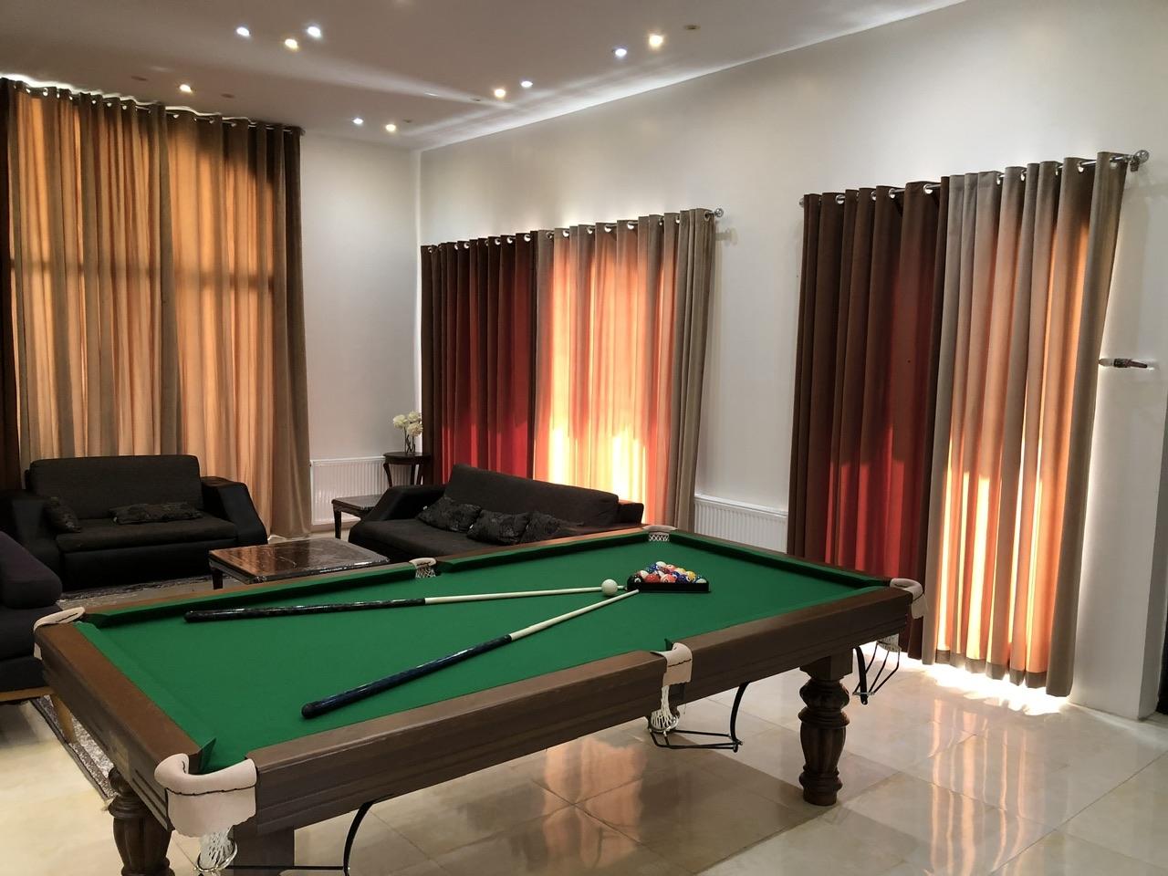 اجاره ویلا مهرآباد با استخرسرپوشیده با بیلیارد و فوتبال دستی