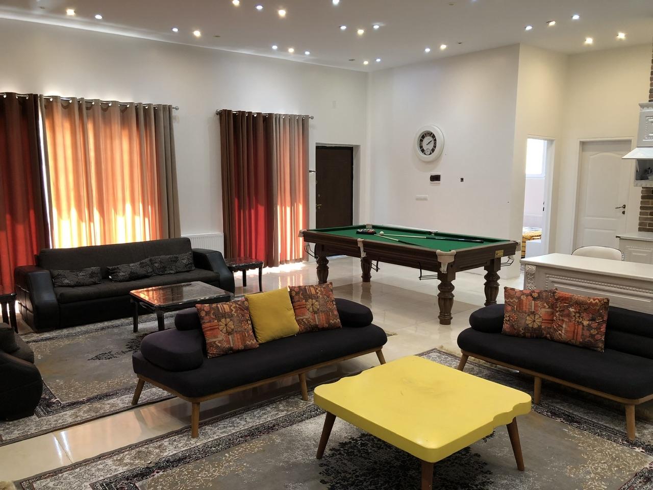 اجاره ویلا مهرآباد با استخرسرپوشیده با بیلیارد و فوتبال دستی