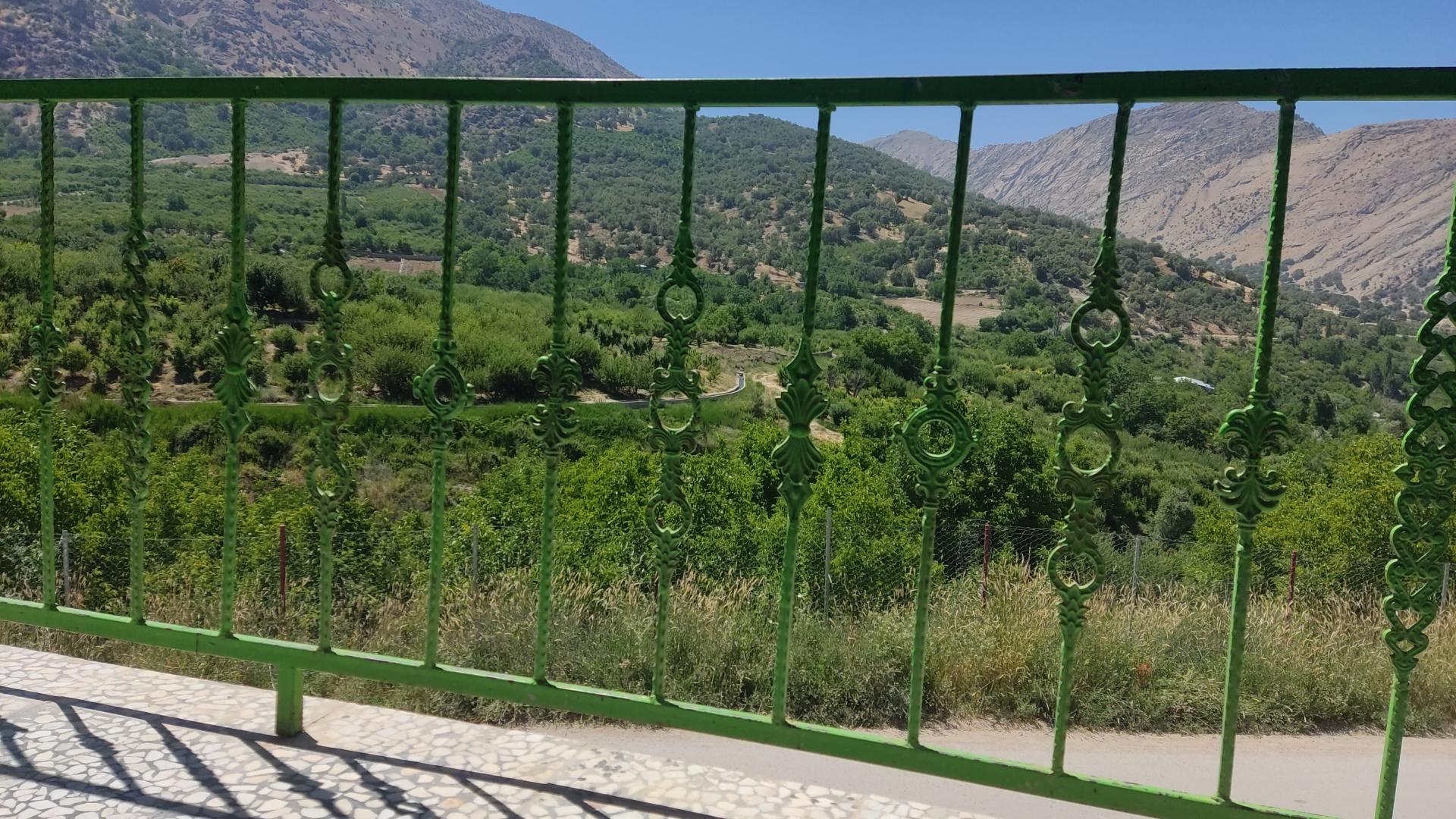 اجاره روزانه مهمانسرای دو خوابه در دنا