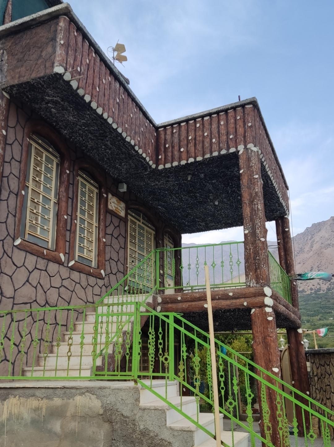 اجاره روزانه مهمانسرای دو خوابه در دنا