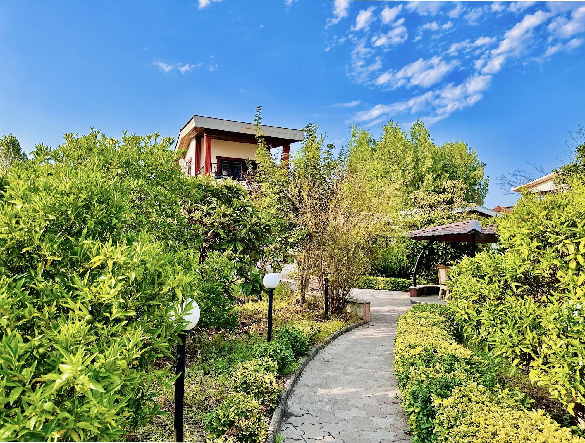 رزرو ویلا استخردار تریبلکس در نمک آبرود