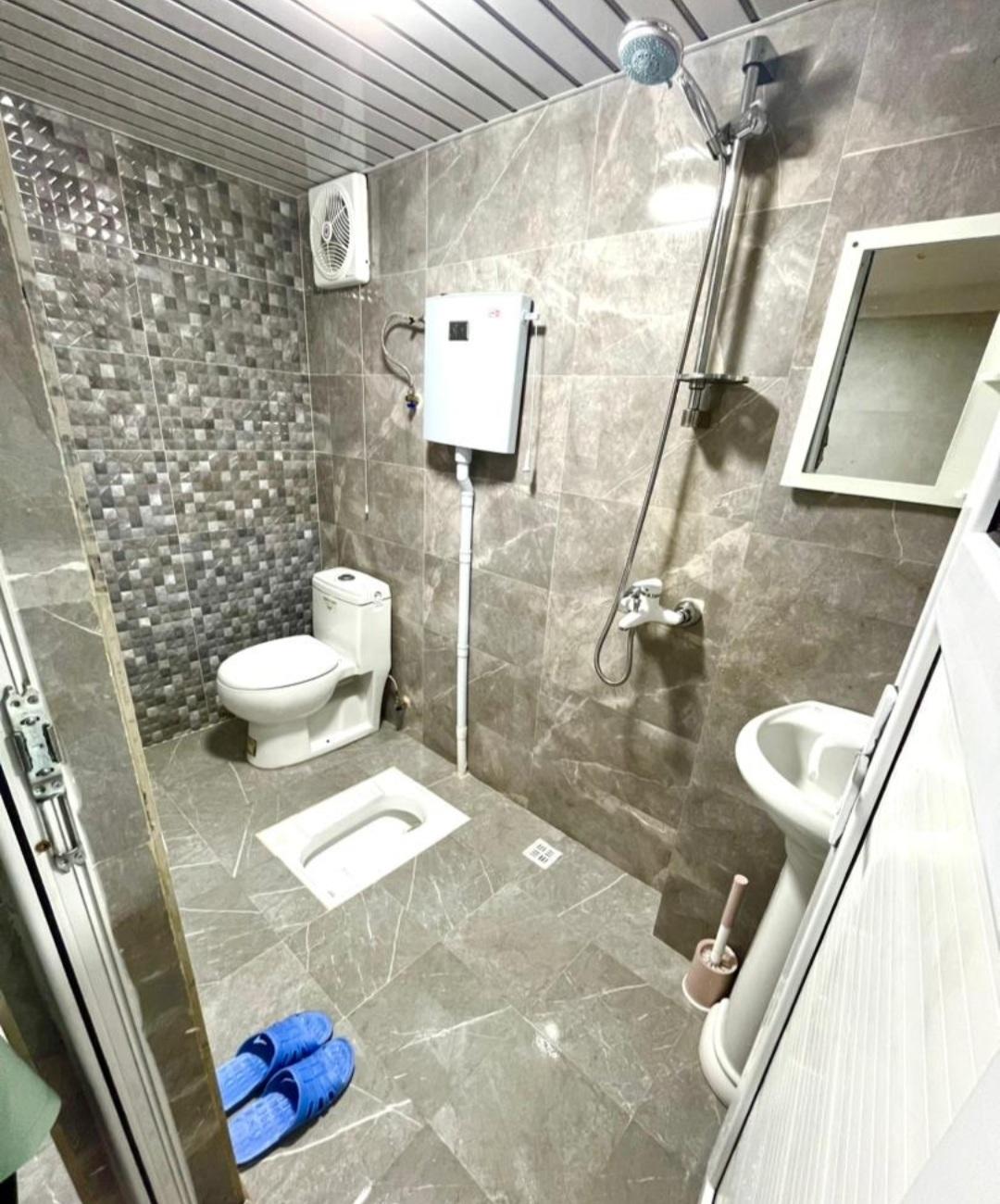 ویلا استخردار روبه دریا در فریدون کنار