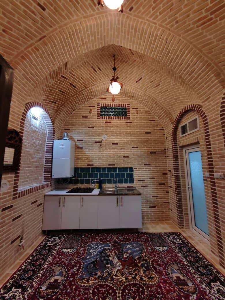 اقامتگاه بوم گردی عمارت کهن در ابوزیدآباد