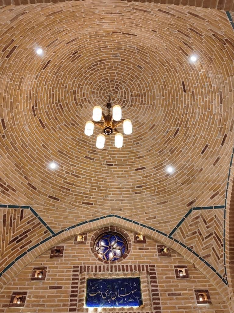 اقامتگاه بوم گردی عمارت کهن در ابوزیدآباد