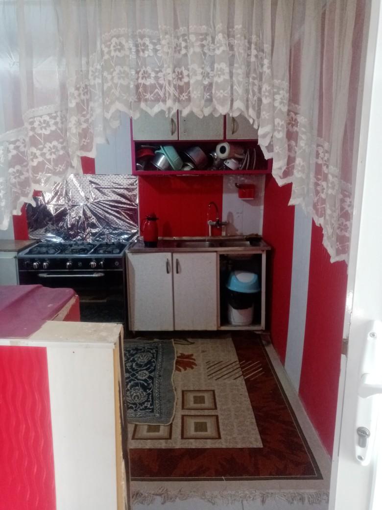 خانه تمام دربست با حیاط در همدان