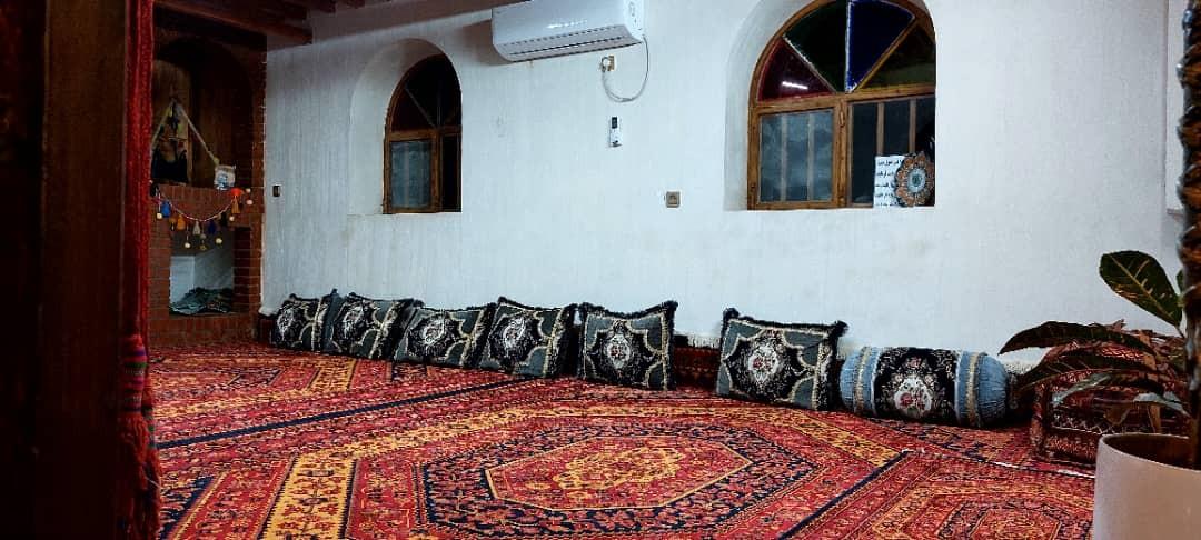 اقامتگاه بومگردی کاهگلی مامانجون