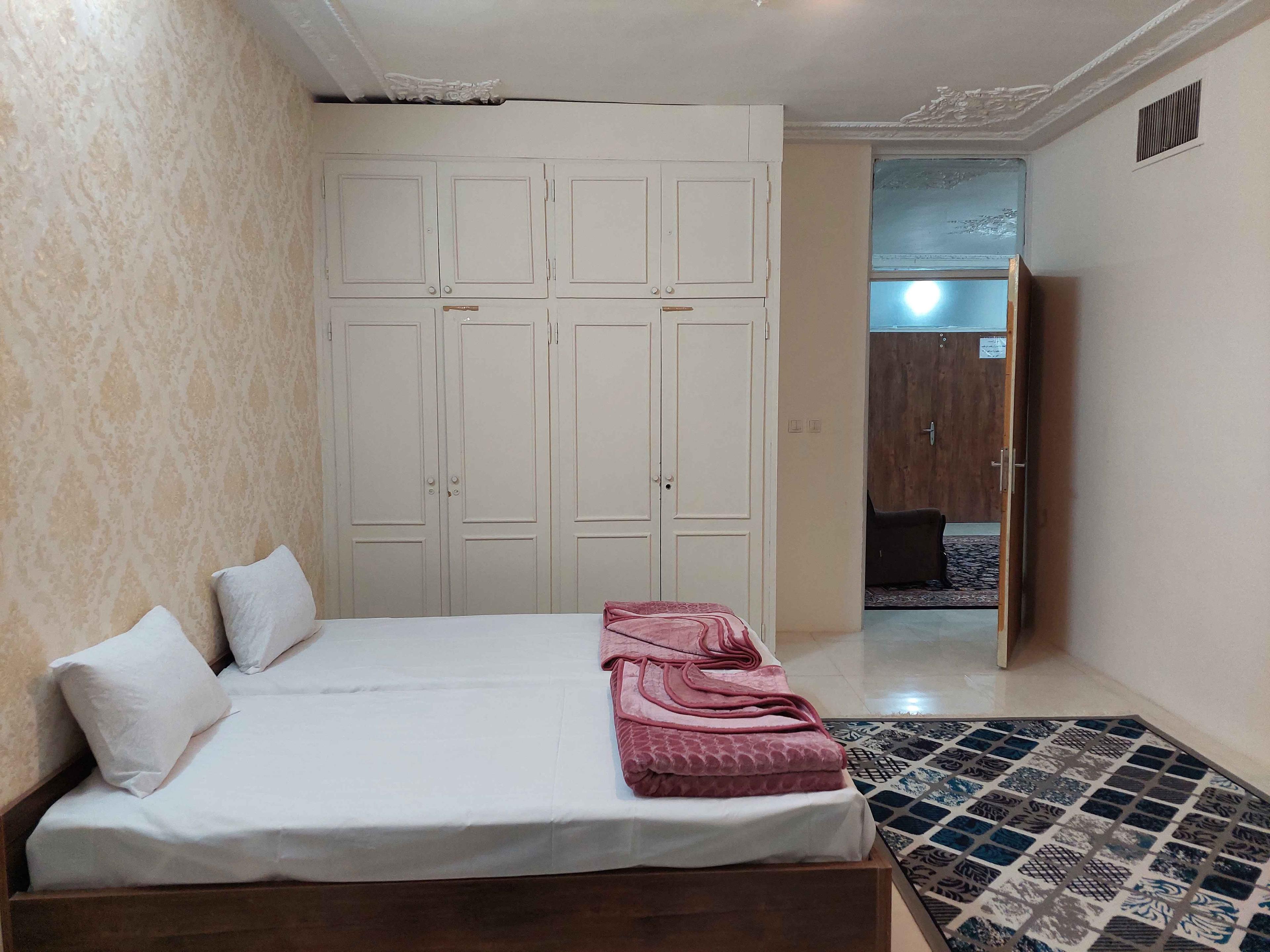 آپارتمان دو خوابه مبله نزدیک حرم