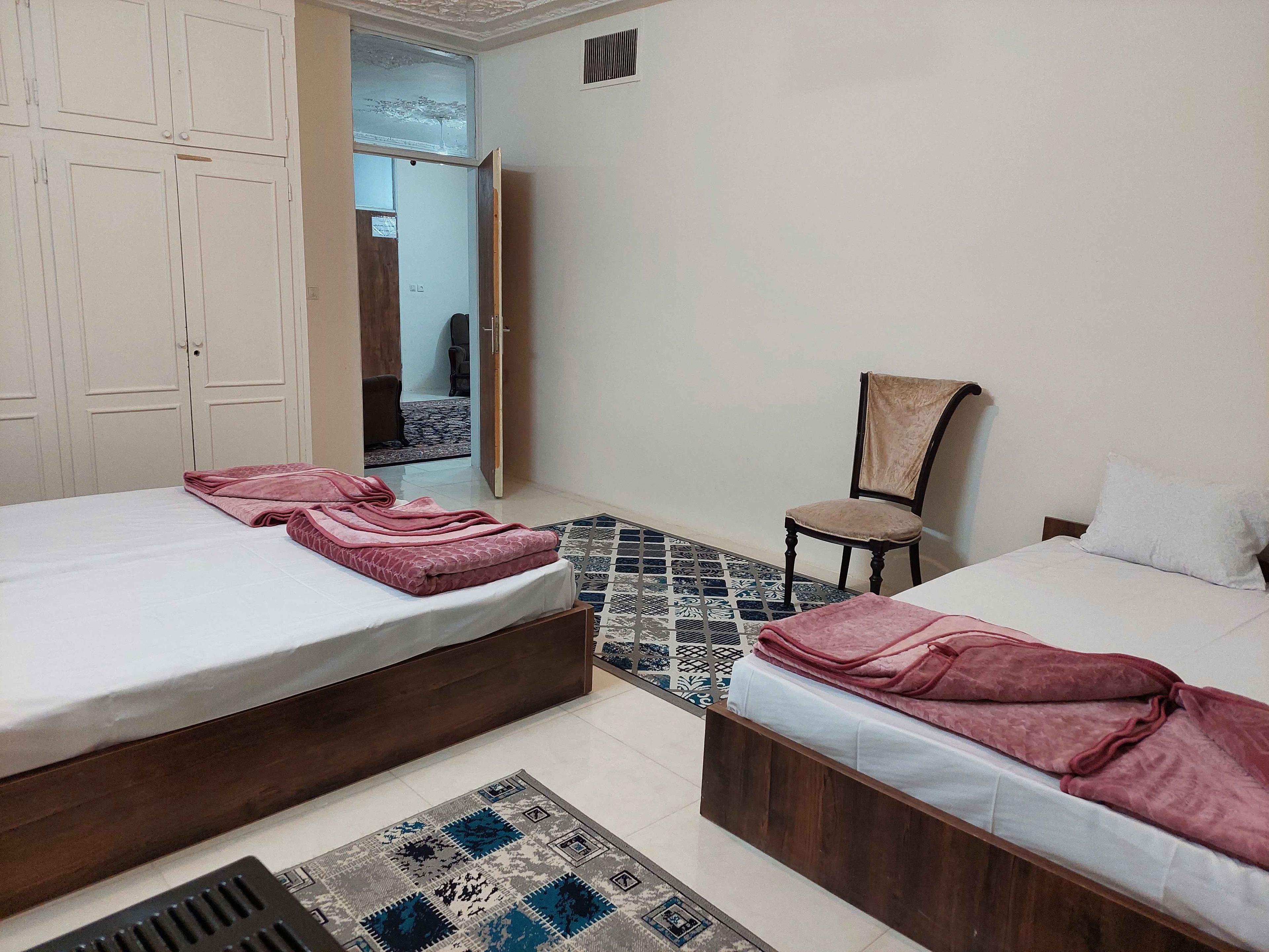 آپارتمان دو خوابه مبله نزدیک حرم