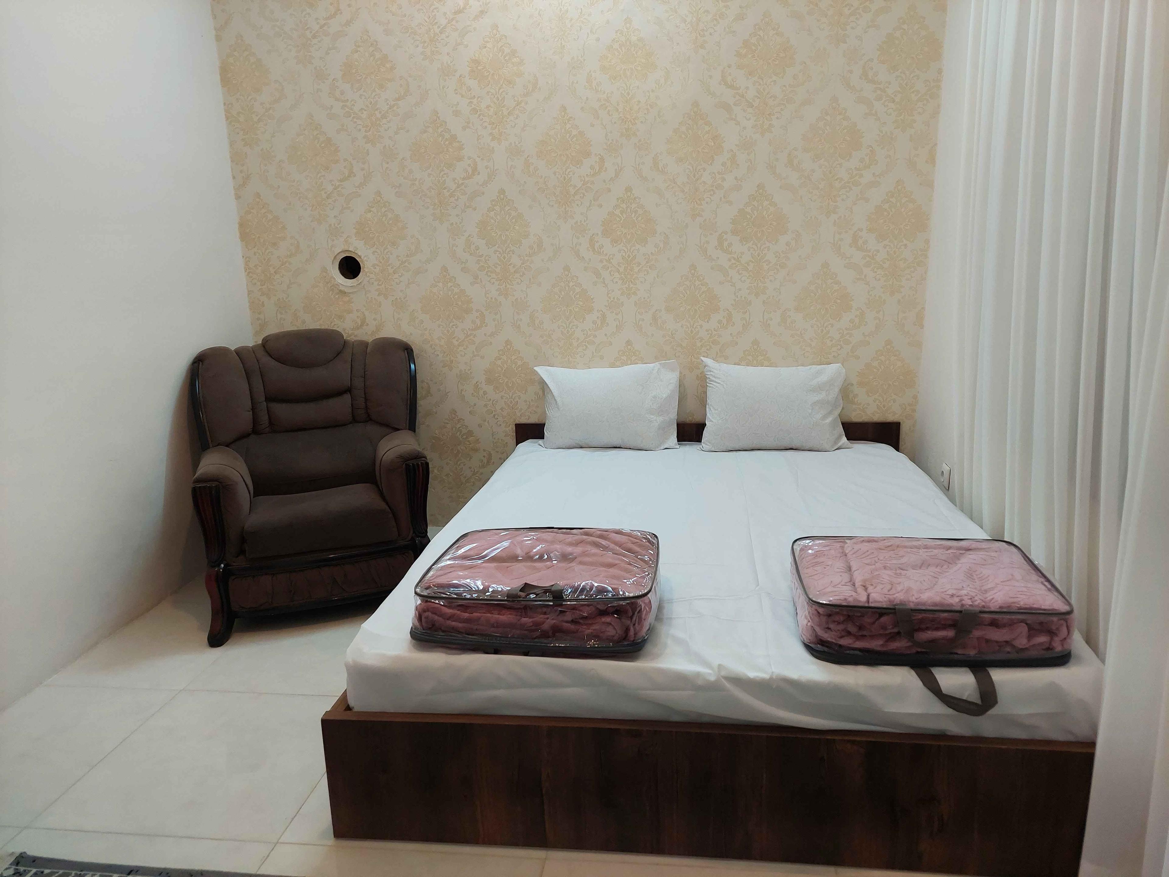 آپارتمان دو خوابه مبله نزدیک حرم