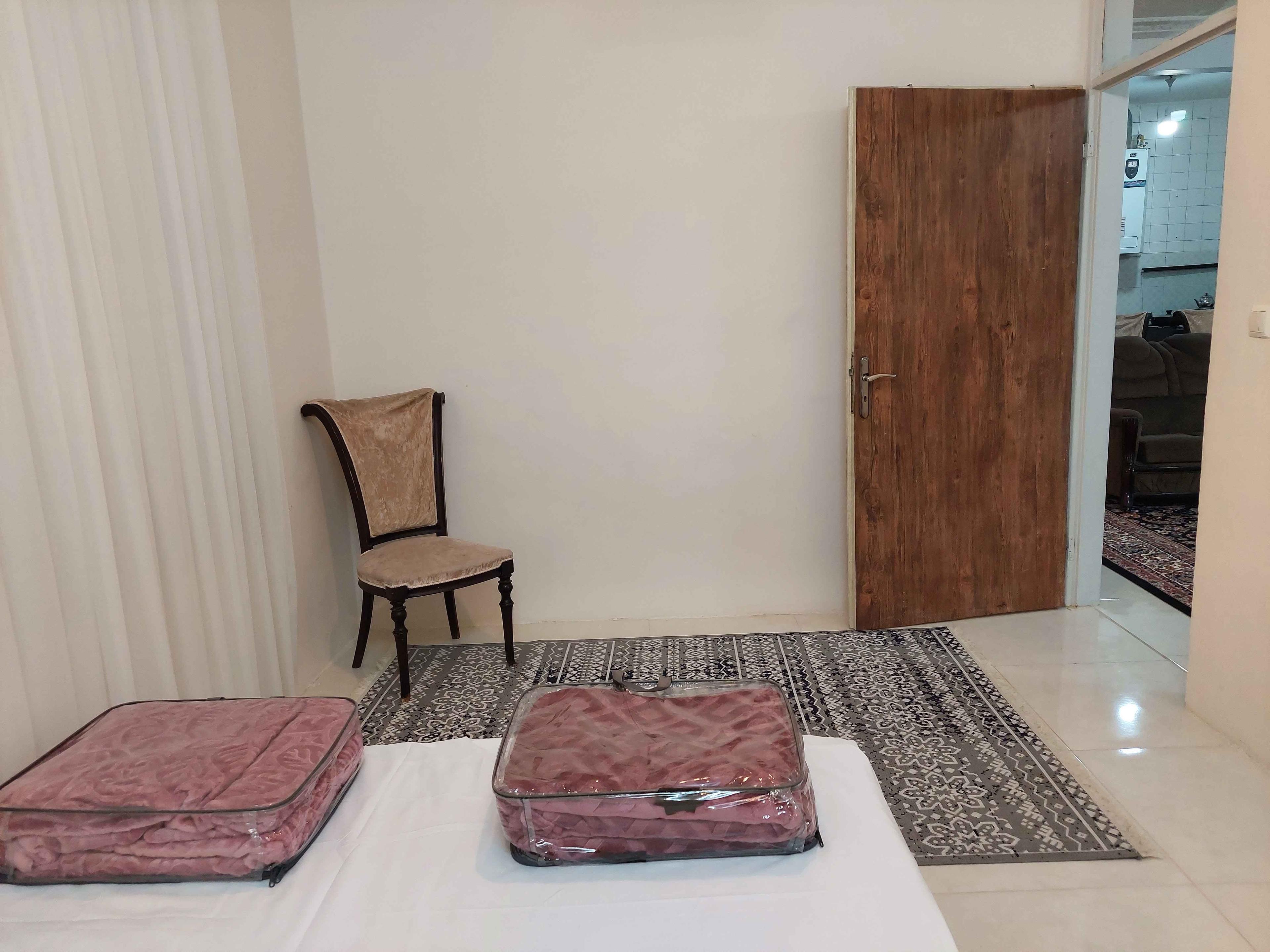 آپارتمان دو خوابه مبله نزدیک حرم