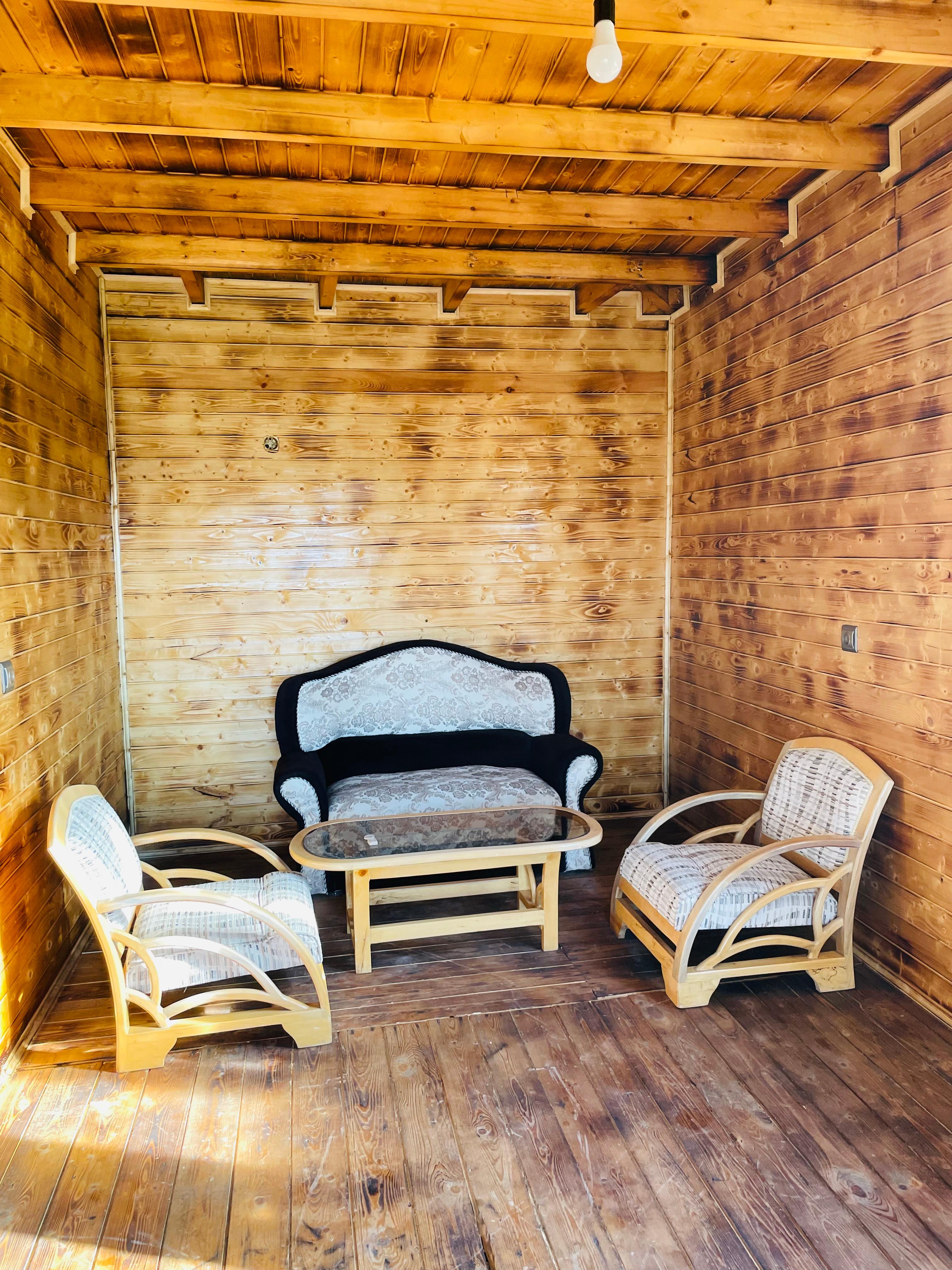 کلبه تمام چوبی با آرامش مطلق و ویو بی نظیر