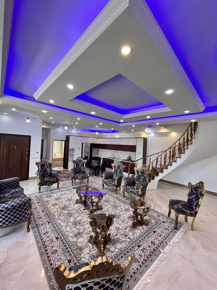 اجاره ویلا استخردار و جکوزی دار چالوس رو به دریا