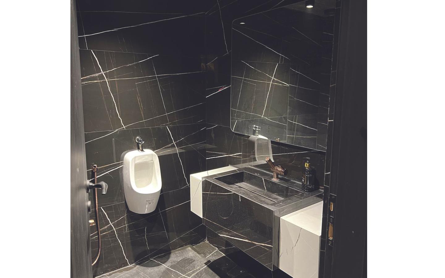 عمارت گارنت پنج خواب لوکس با استخر تابستانه