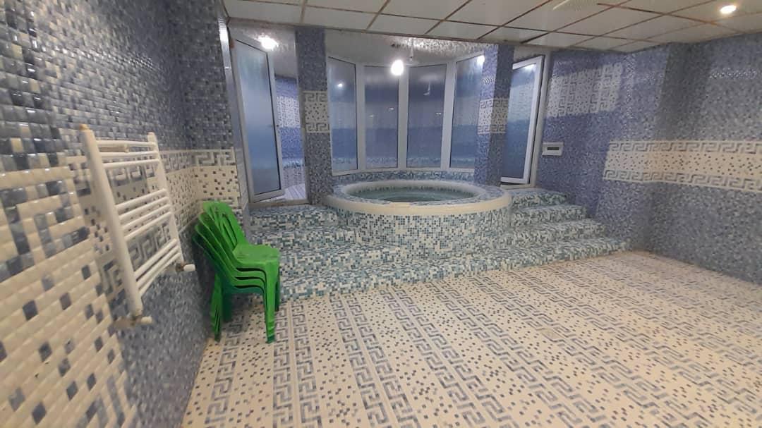 عمارت سه خوابه لوکس با استخر سرپوشیده کردان