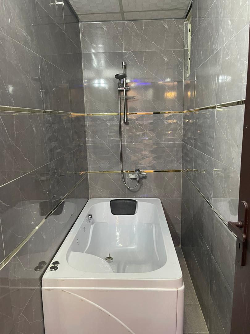 اجاره واحد دو خوابه با وان در نارمک