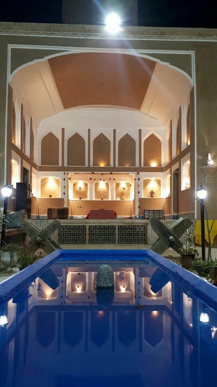 بوتیک هتل سنتی توریستی گیوا در یزد