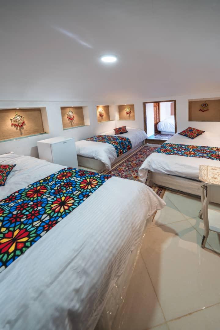 بوتیک هتل سنتی توریستی گیوا در یزد