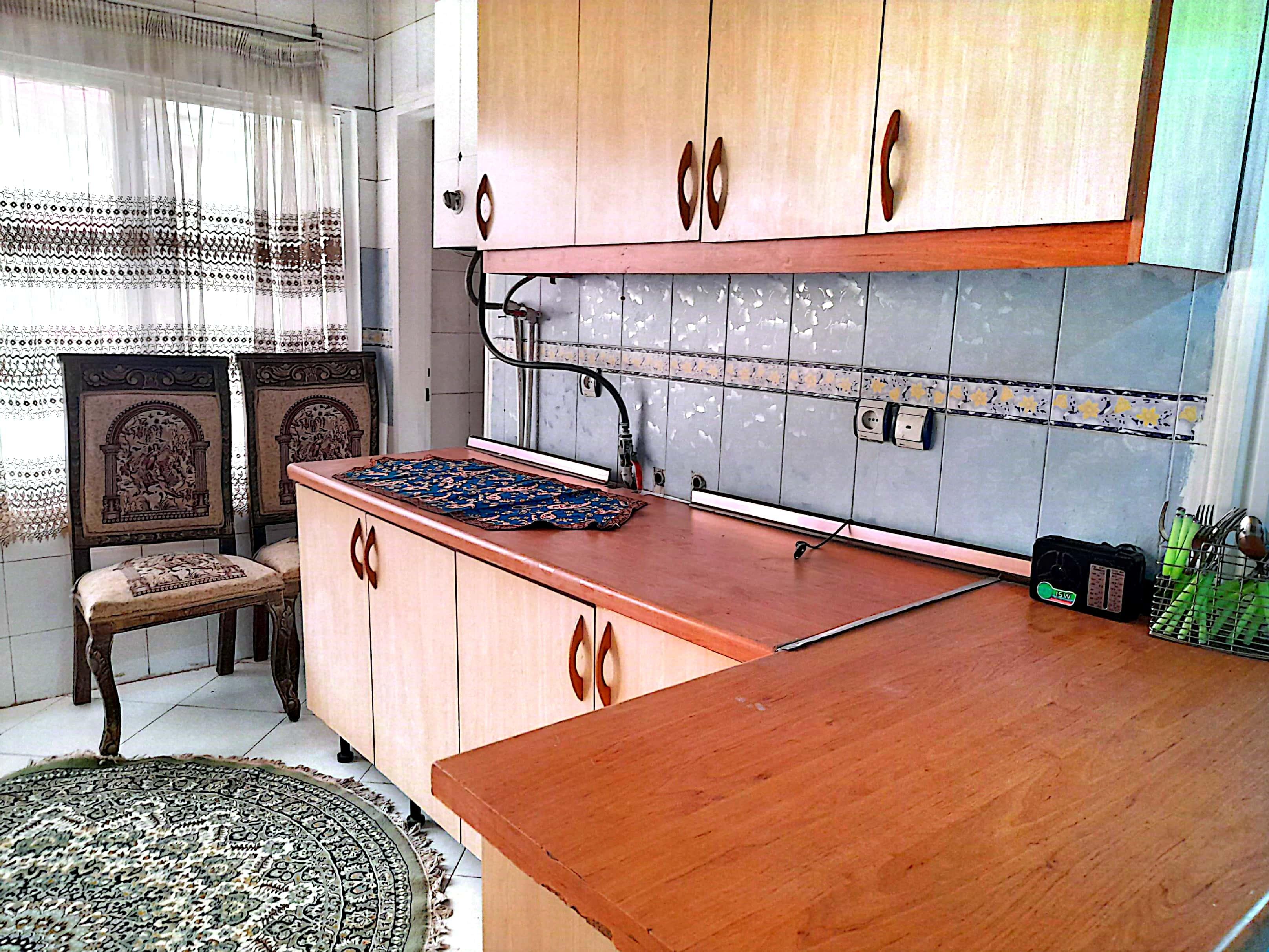 آپارتمان دو خواب نزدیک بازار جمهوری