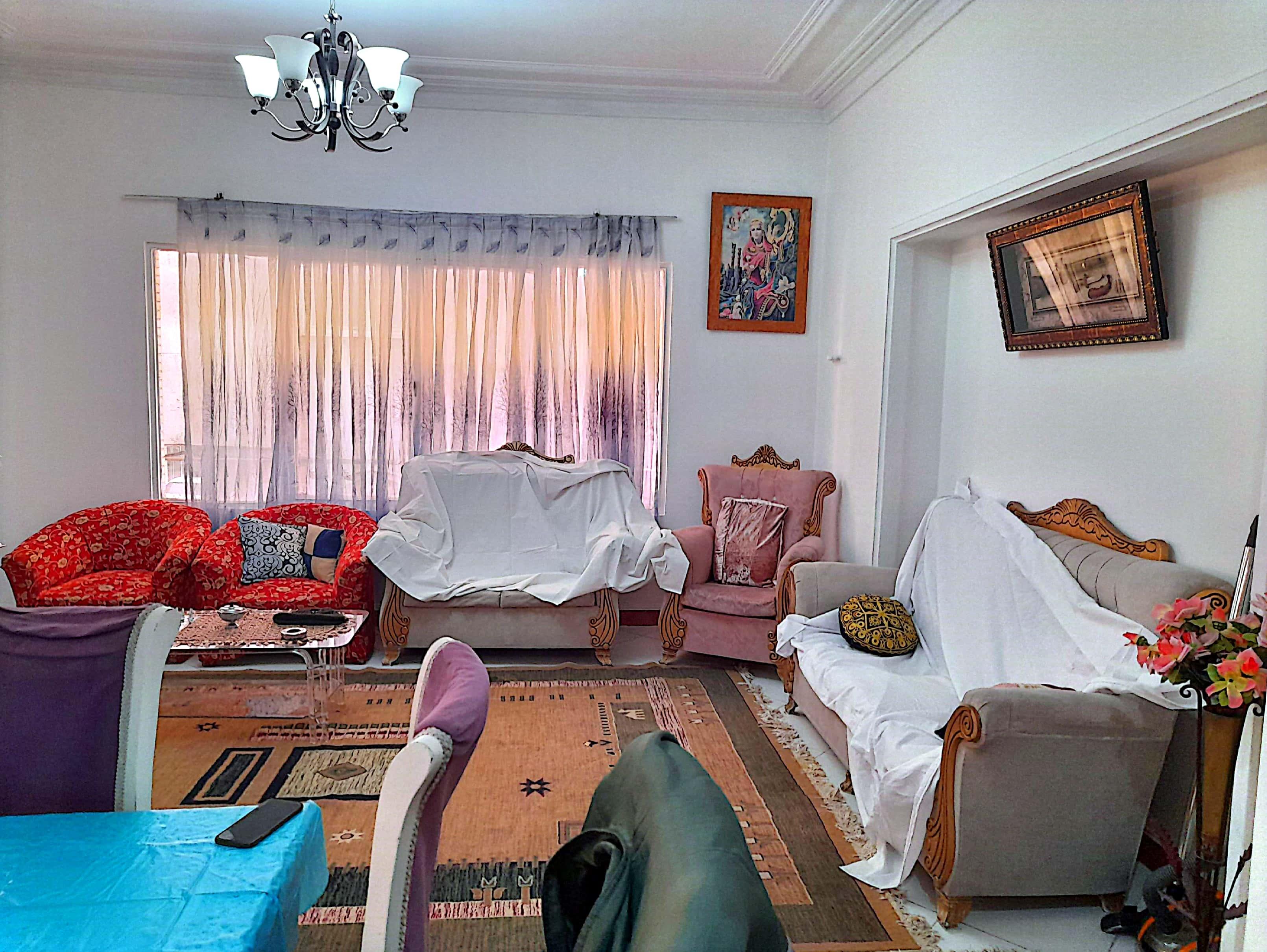 آپارتمان دو خواب نزدیک بازار جمهوری