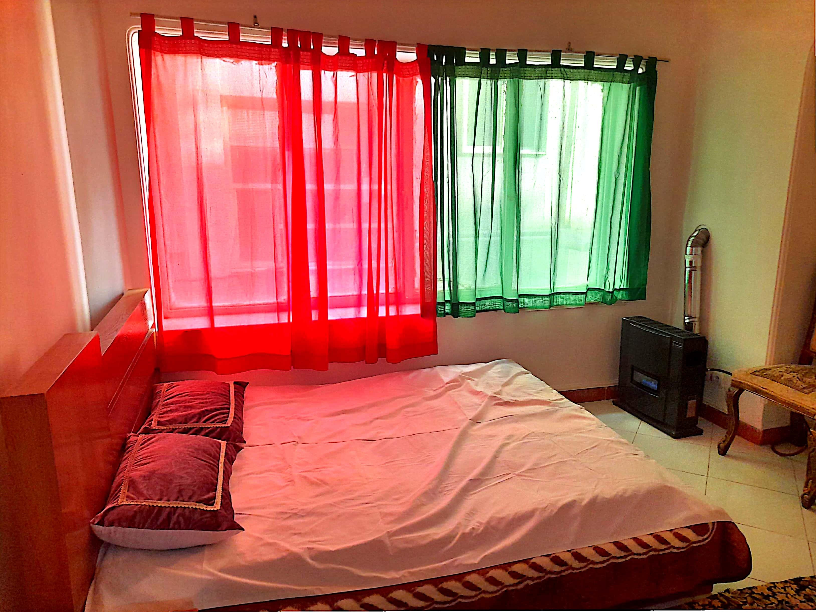 آپارتمان دو خواب نزدیک بازار جمهوری