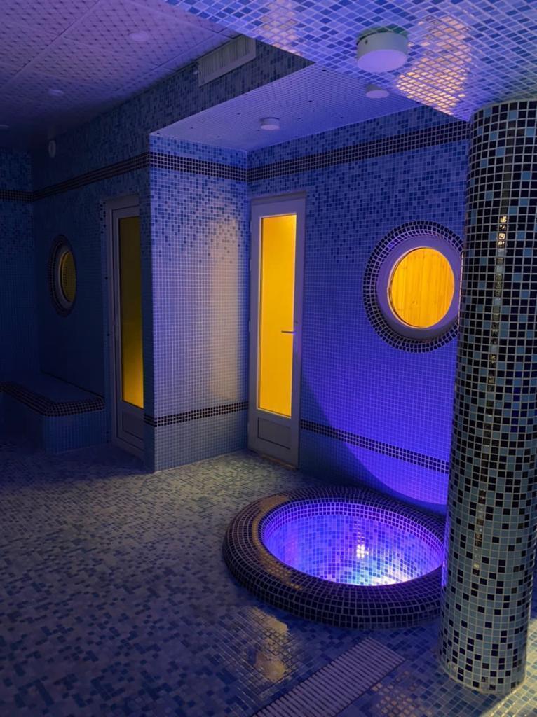 ویلا استخر و جکوزی دار اطراف شیراز