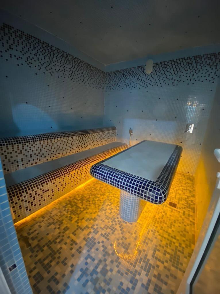 ویلا استخر و جکوزی دار اطراف شیراز