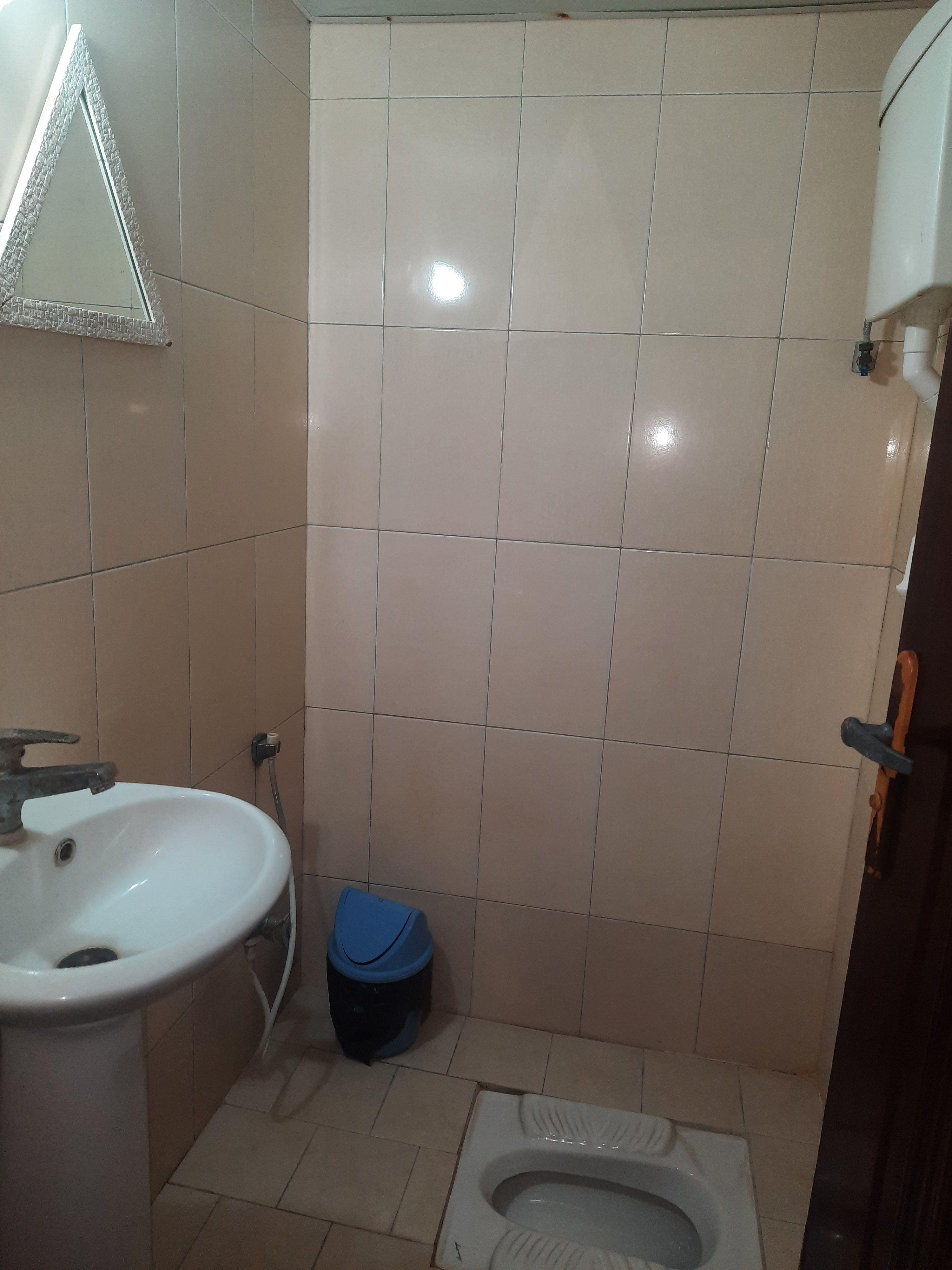 واحد تک خوابه تراس دار دید دریا