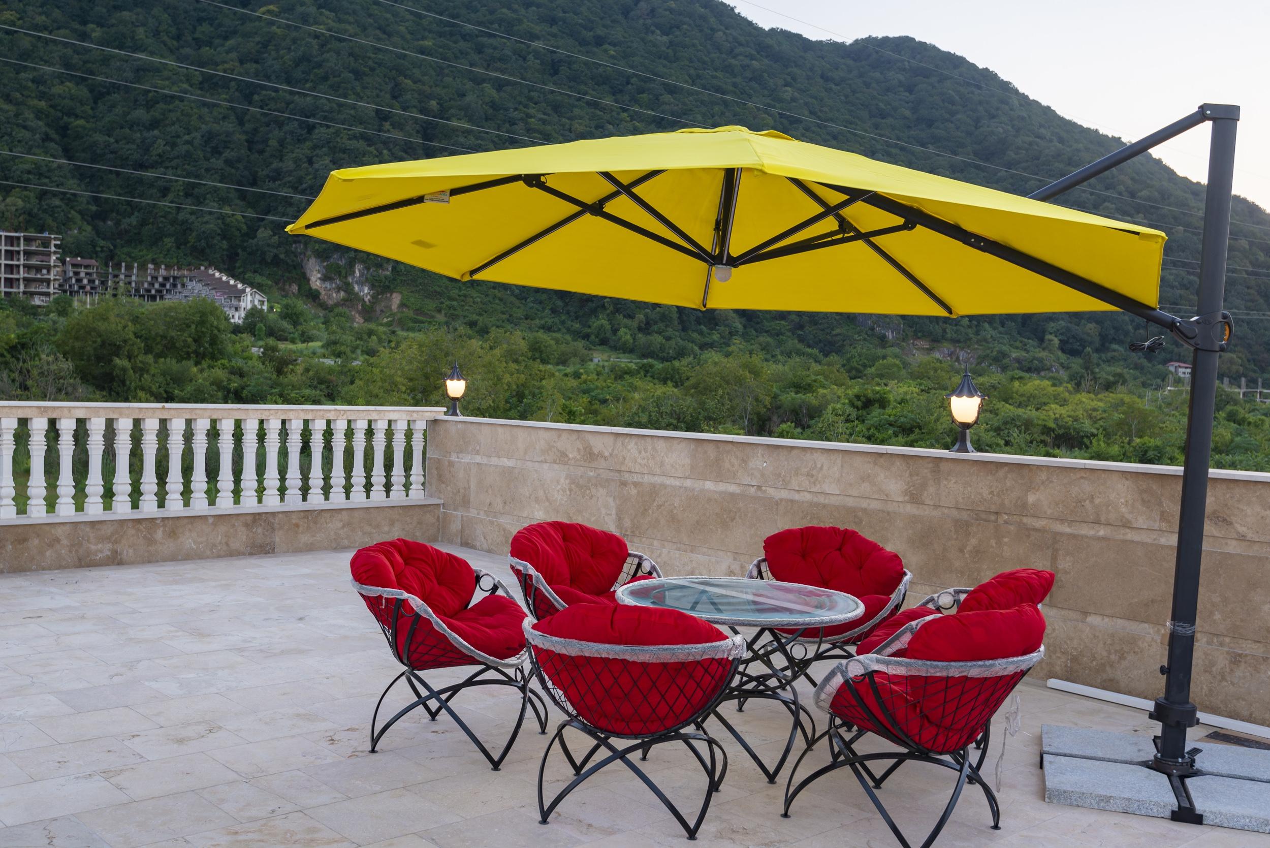 عمارت جنگلی پارادایس با استخر آبگرم