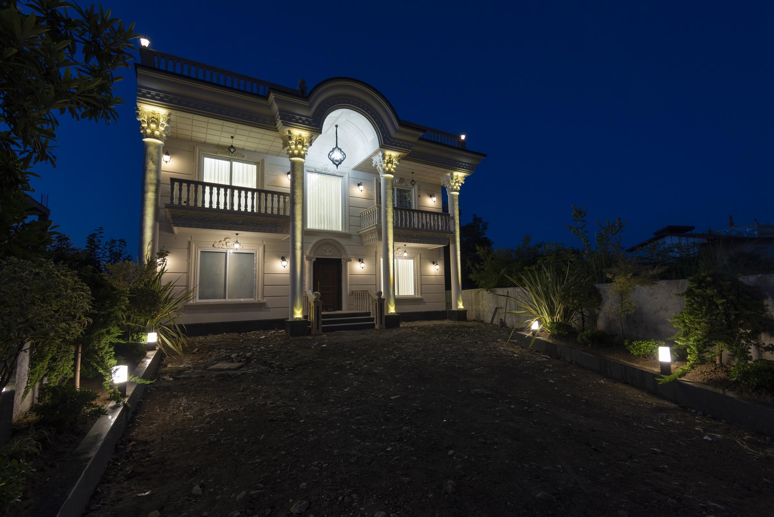 عمارت جنگلی پارادایس با استخر آبگرم