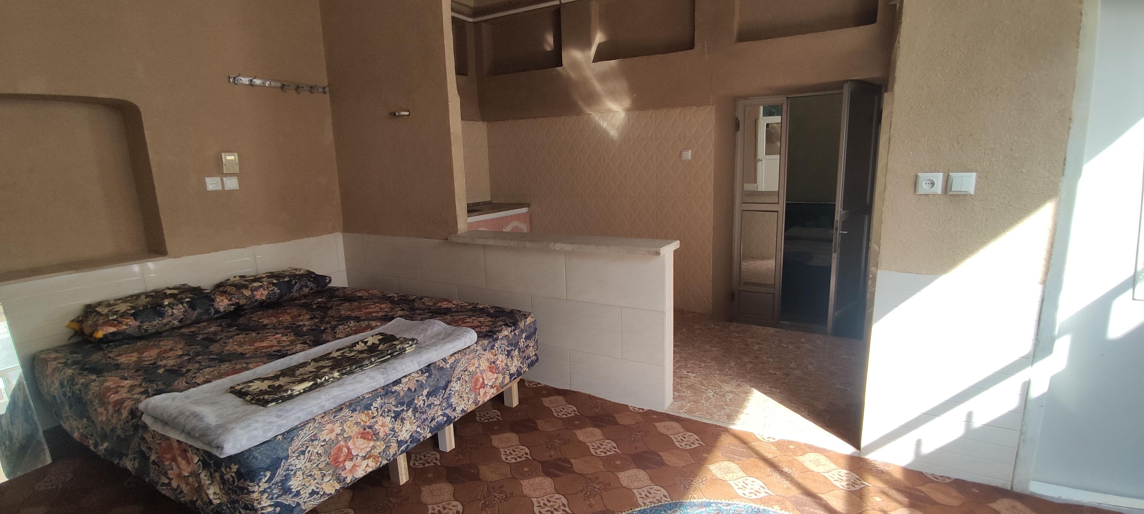 اتاق 4 نفره اقامتگاه بومگردی آب و آتش