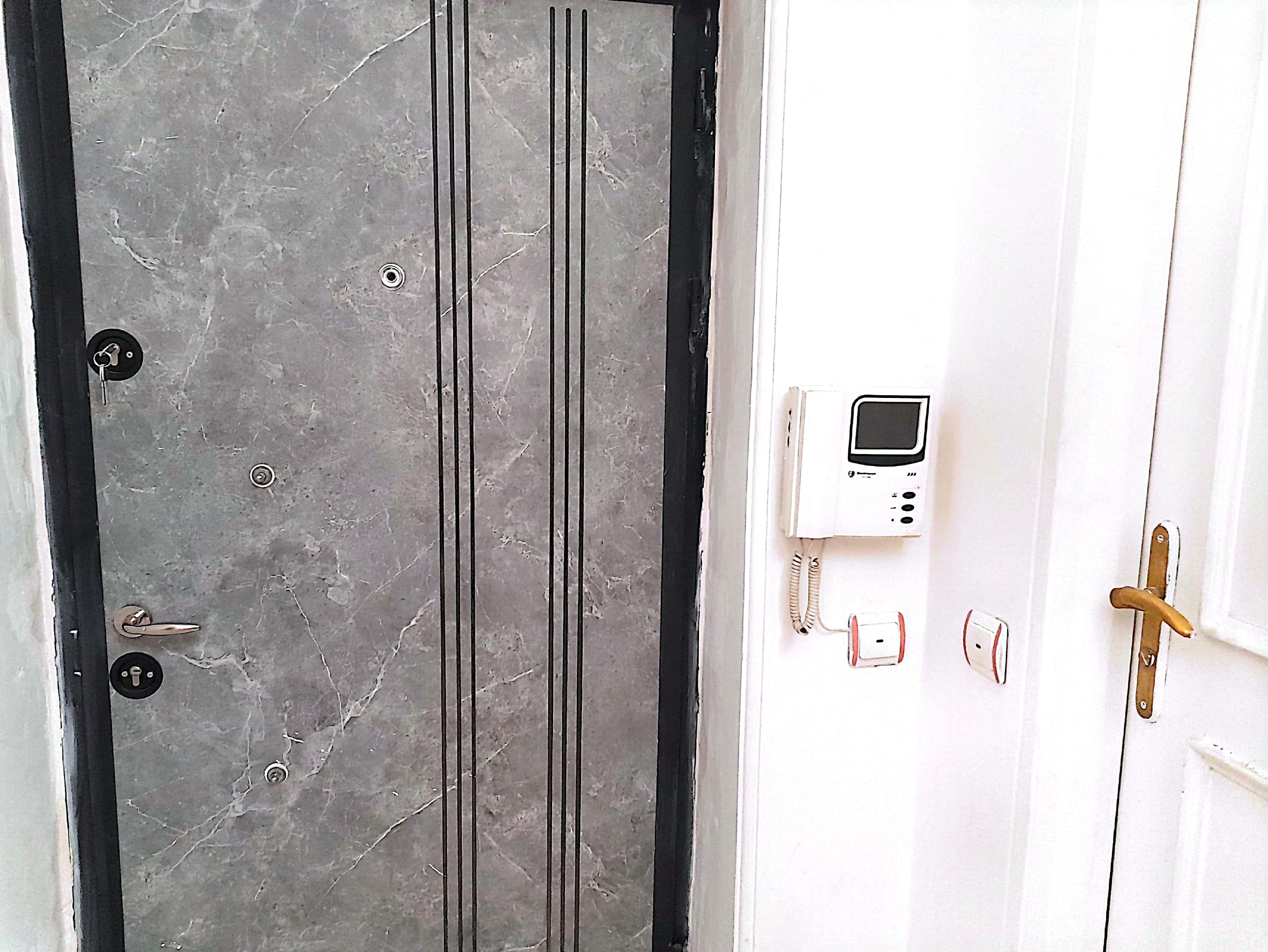 آپارتمان دو خواب نزدیک بازار جمهوری