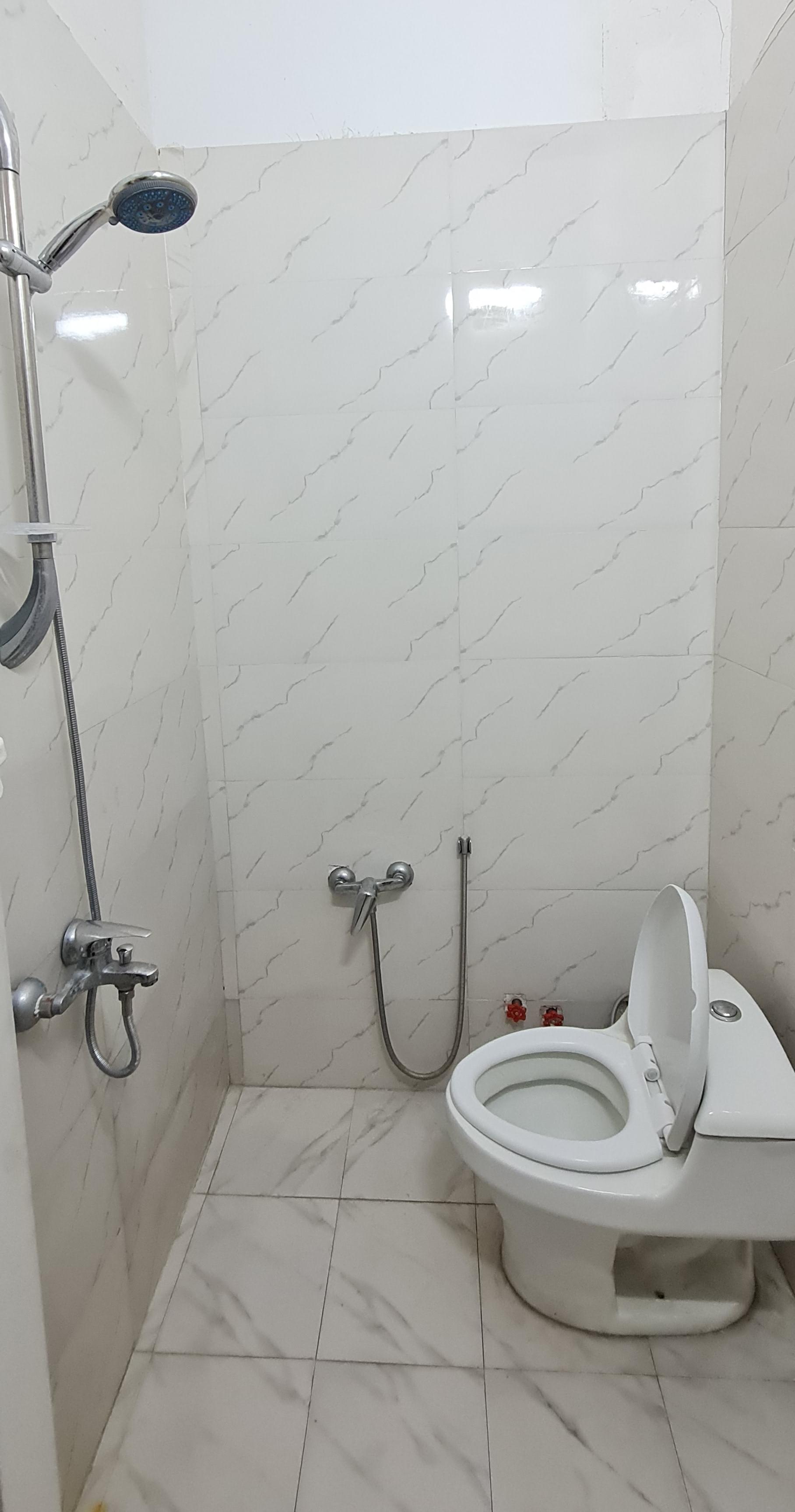 اجاره روزانه سوئیت نوساز نزدیک به دریاچه چیتگر