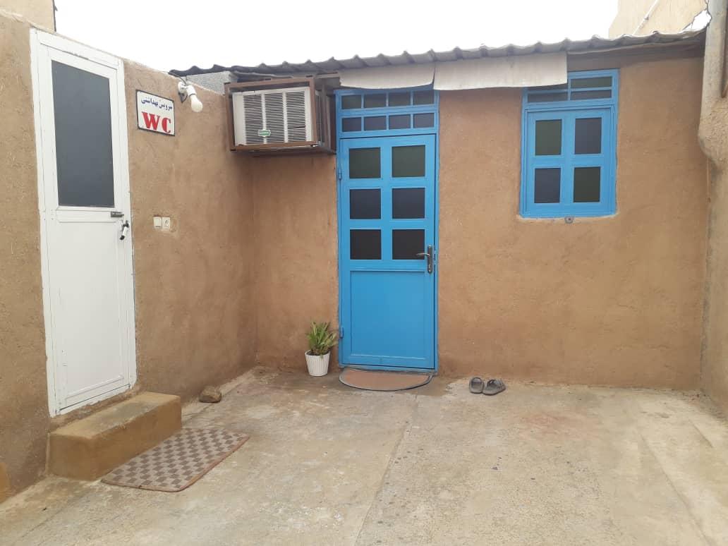 دوگ دلارام سوئیت مرجان