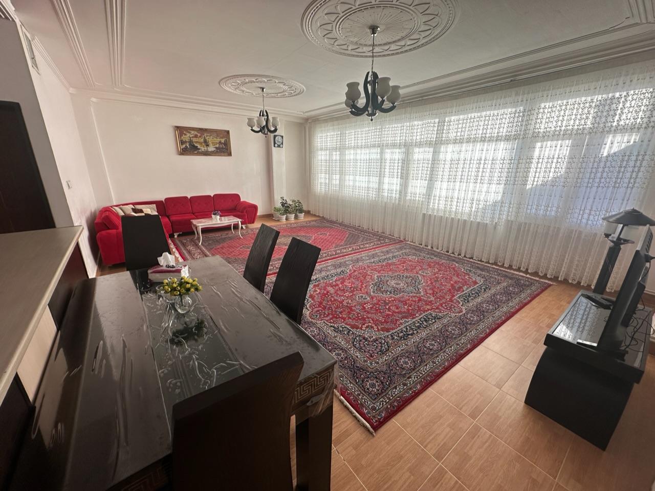 خانه ویلایی دربست جانان در مهاباد