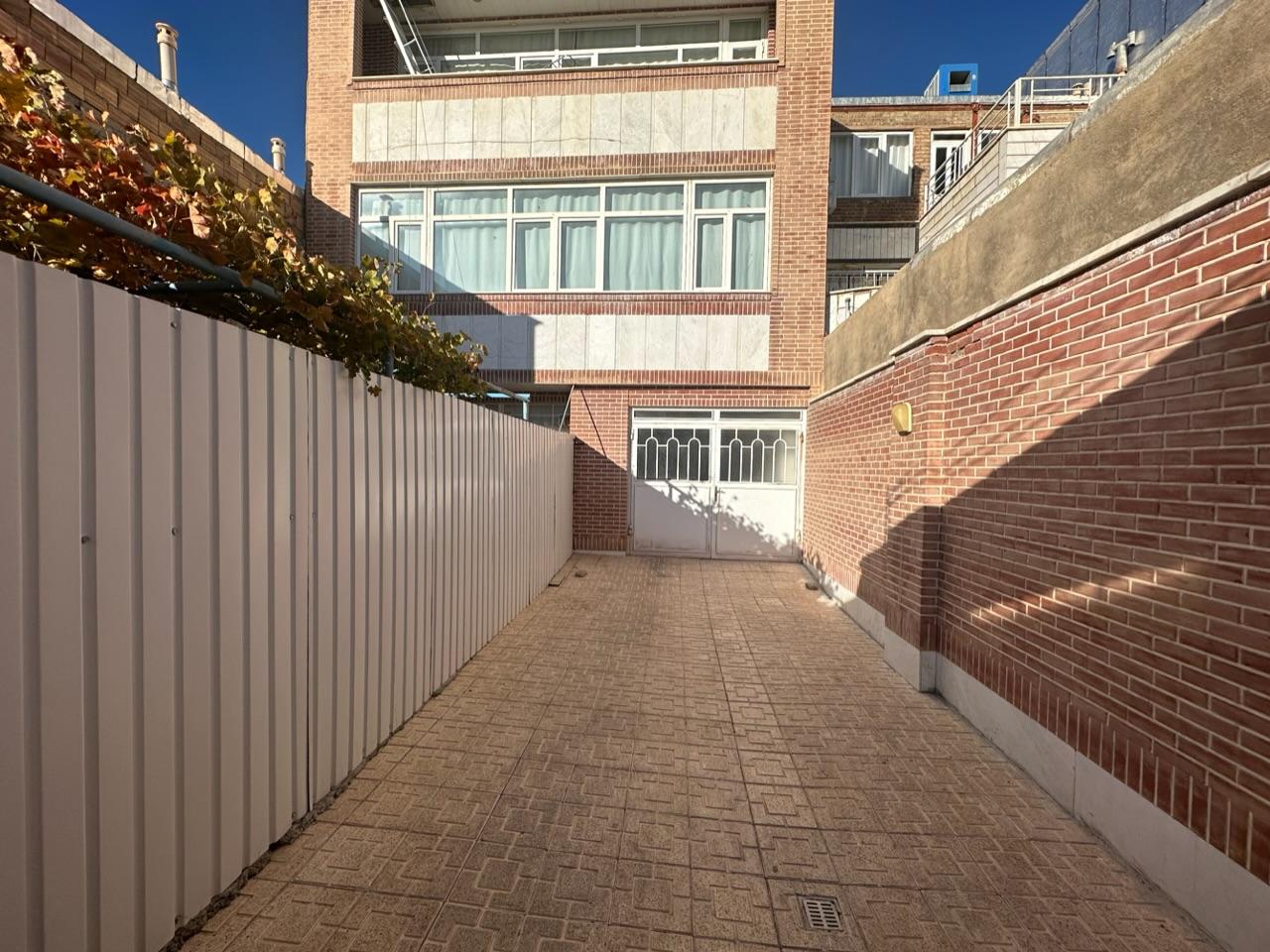 خانه ویلایی دربست جانان در مهاباد