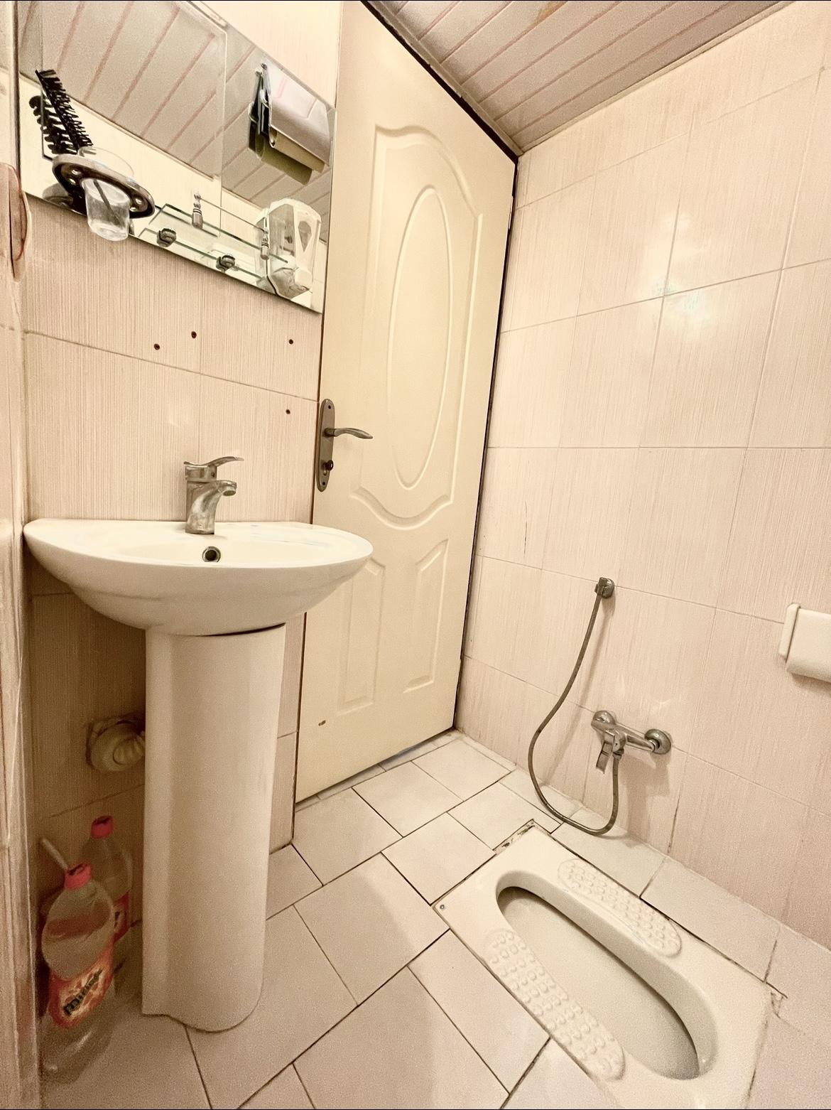 واحد لوکس دوخوابه در حافظیه شیراز