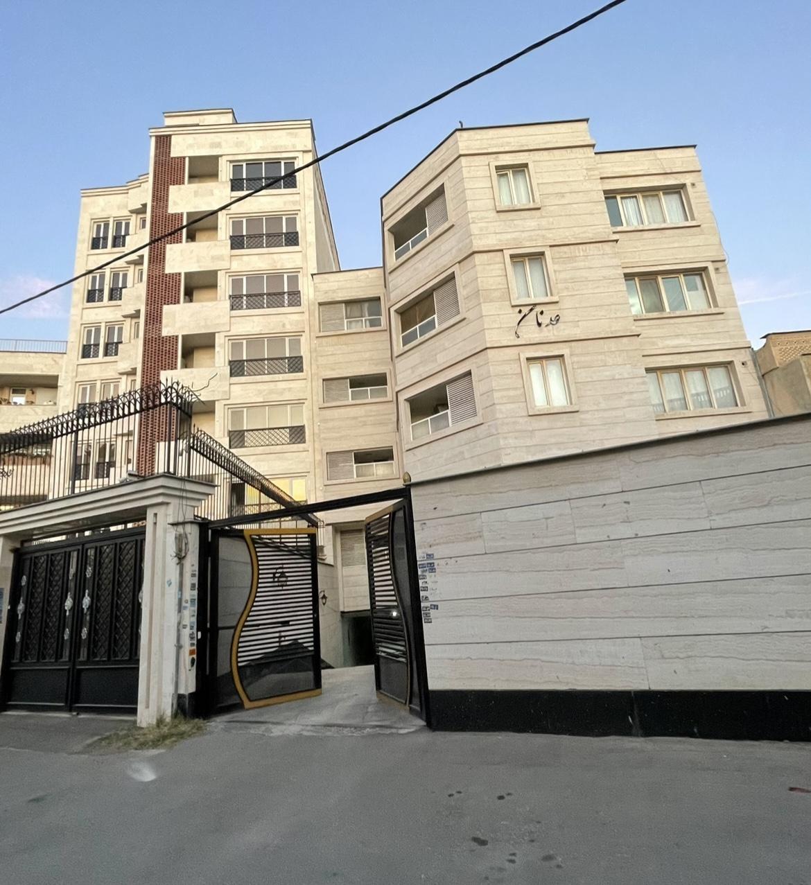 واحد لوکس دوخوابه در حافظیه شیراز