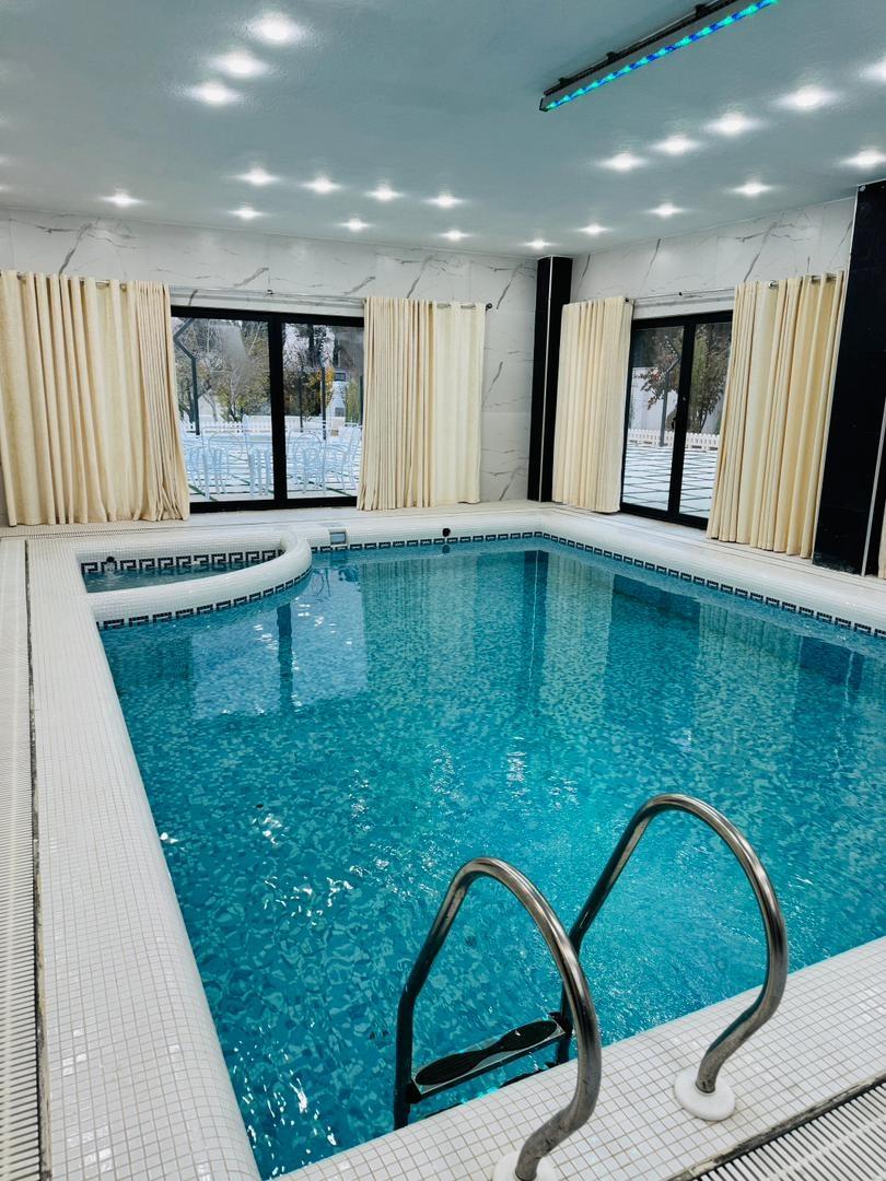 ویلای سه خوابه استخر آبگرم در شیراز