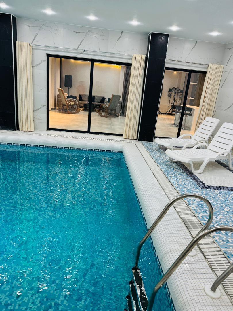 ویلای سه خوابه استخر آبگرم در شیراز