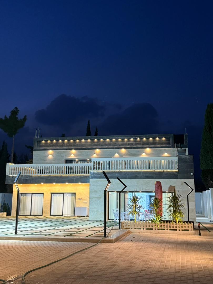 ویلای سه خوابه استخر آبگرم در شیراز