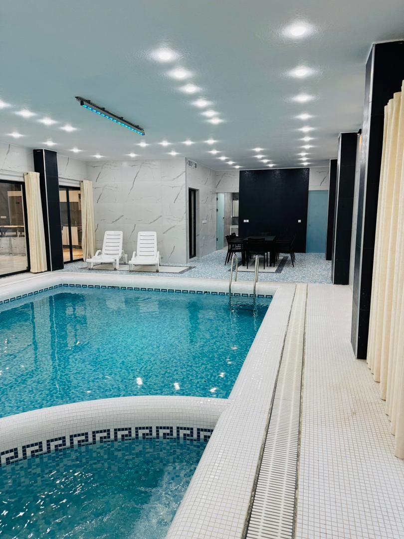 ویلای سه خوابه استخر آبگرم در شیراز