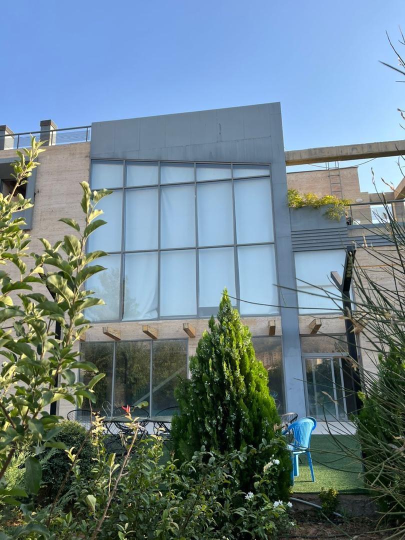 ویلای مدرن و لاکچری در شهرک صدرا