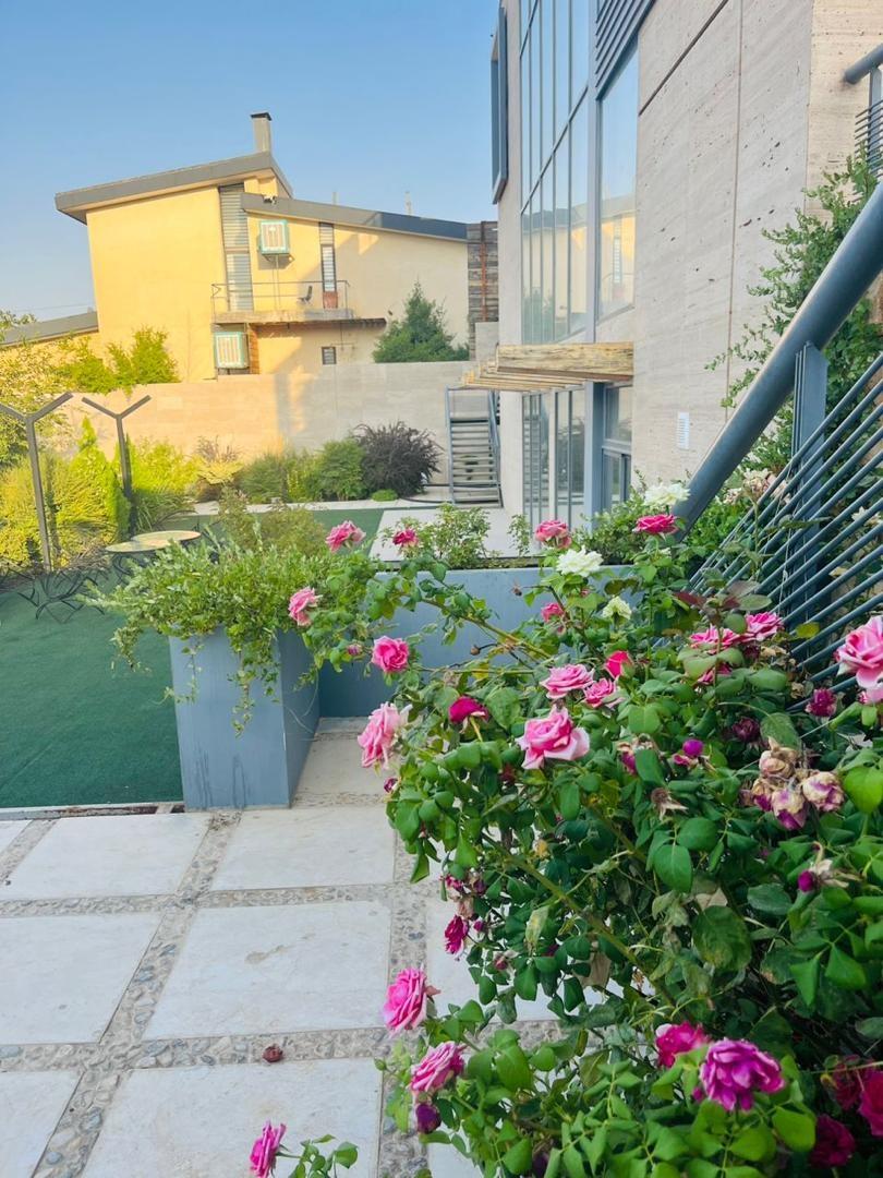 ویلای مدرن و لاکچری در شهرک صدرا