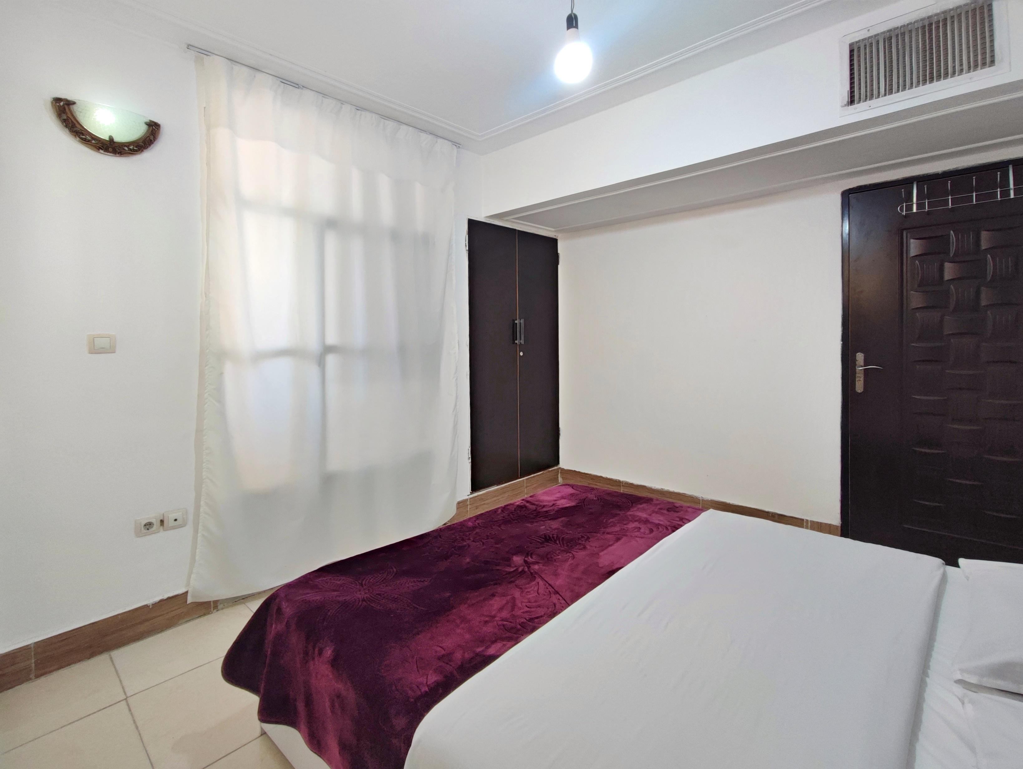 آپارتمان دو خوابه نوساز کنار آرامگاه حافظ شیراز