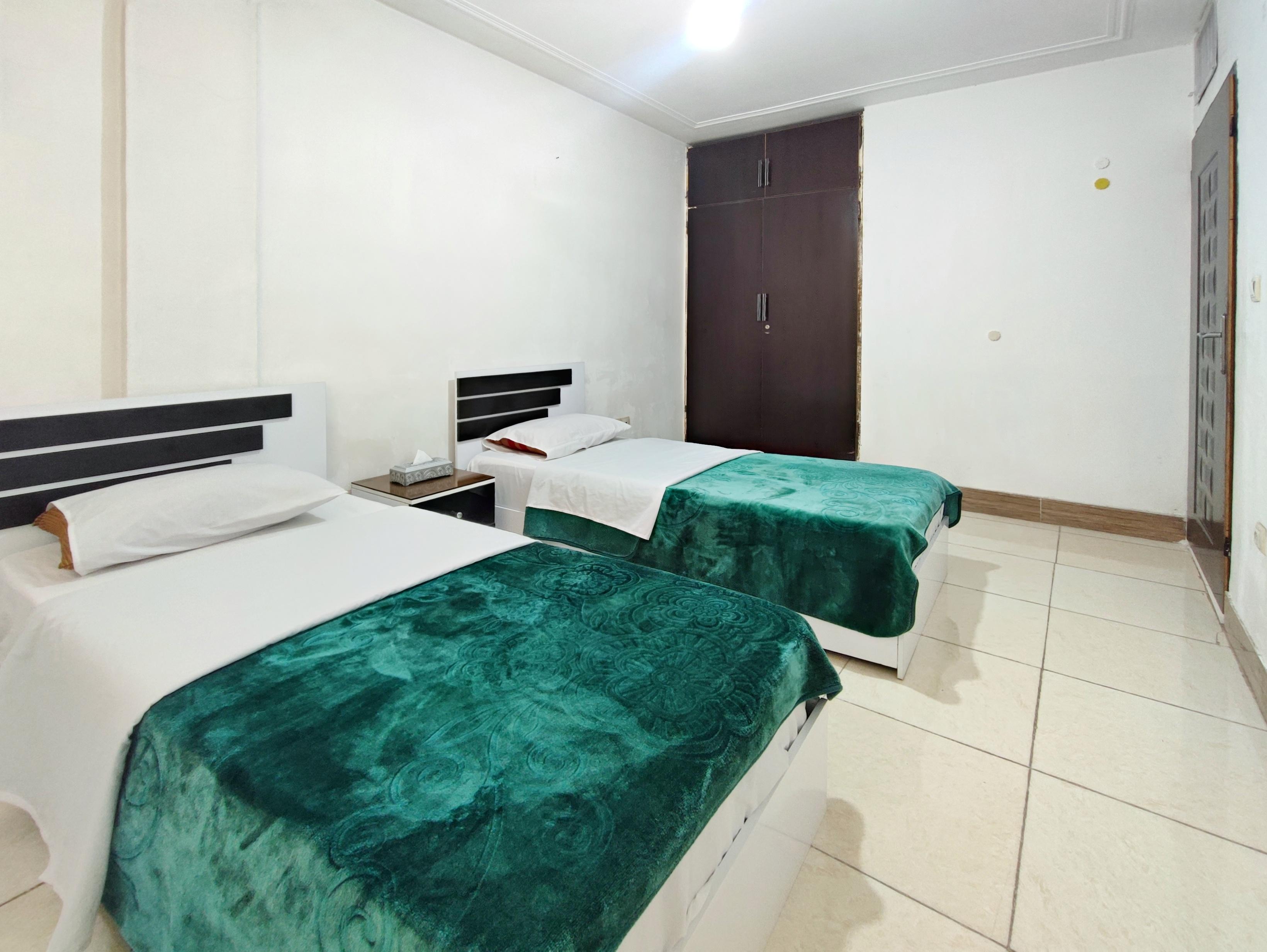 آپارتمان دو خوابه نوساز کنار آرامگاه حافظ شیراز