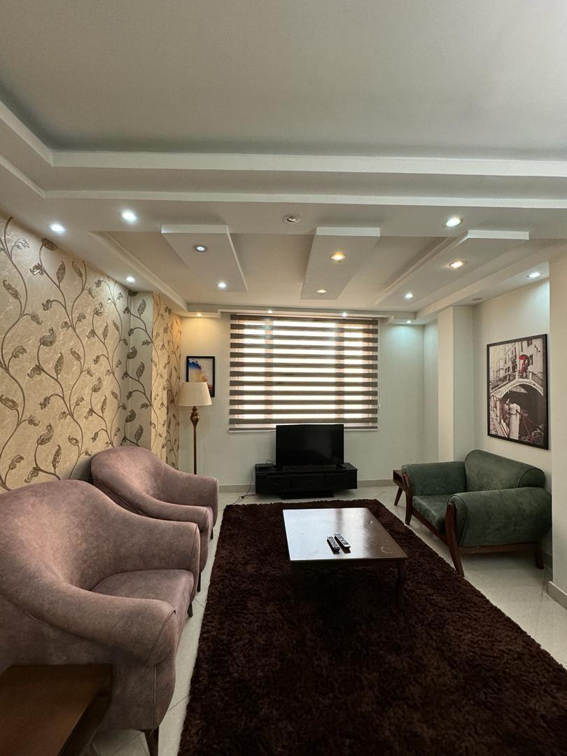 آپارتمان مبله دو خواب 90 متری در پاسداران