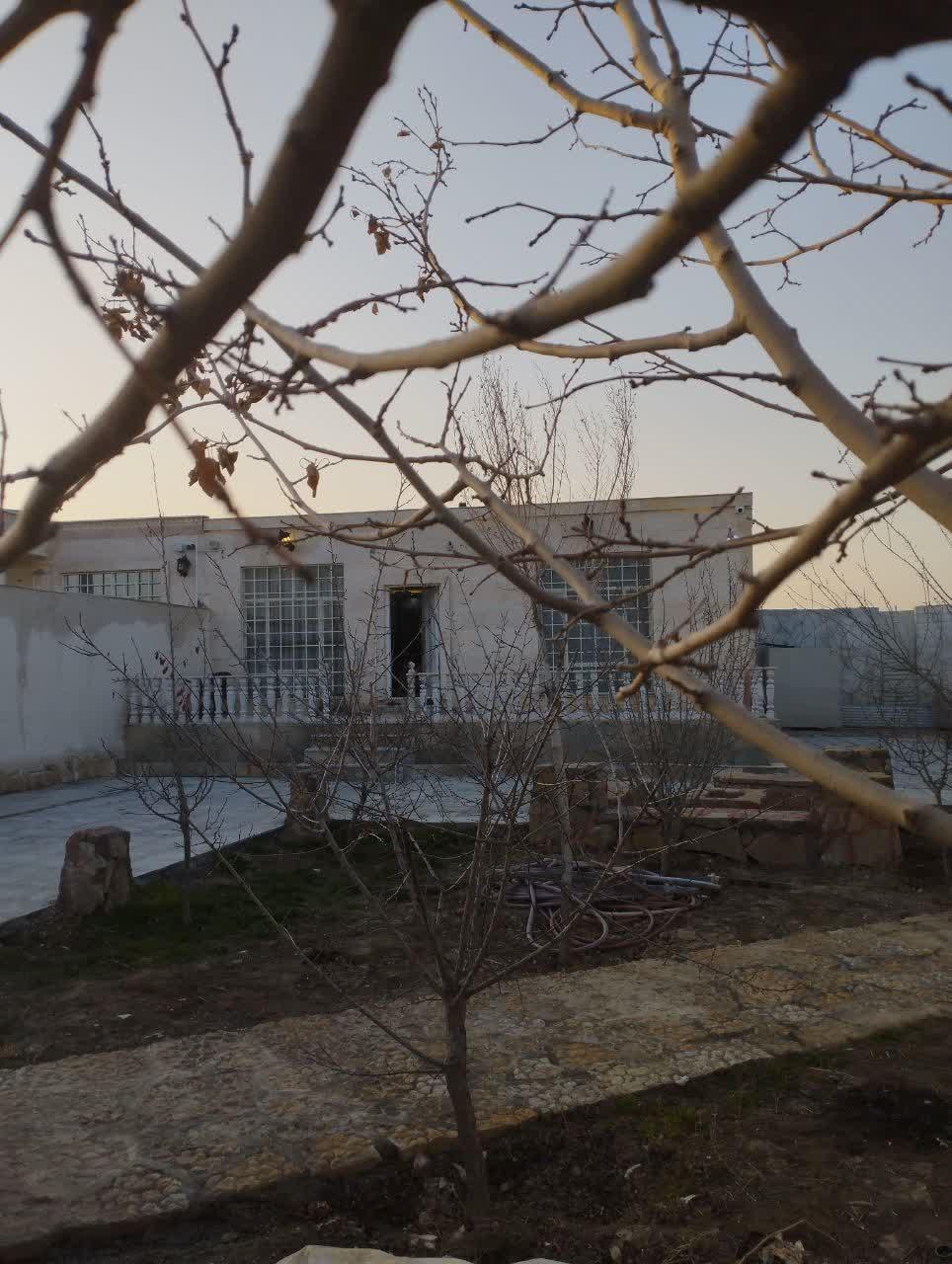 ویلا باغ نوساز استخر آبگرم در اطراف مشهد