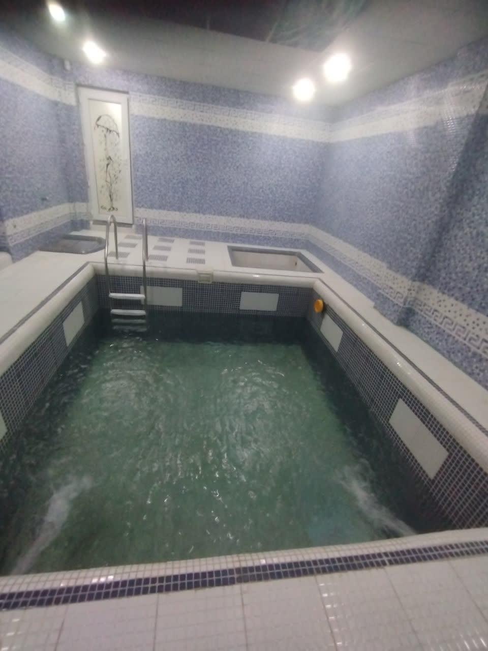 ویلا باغ نوساز استخر آبگرم در اطراف مشهد