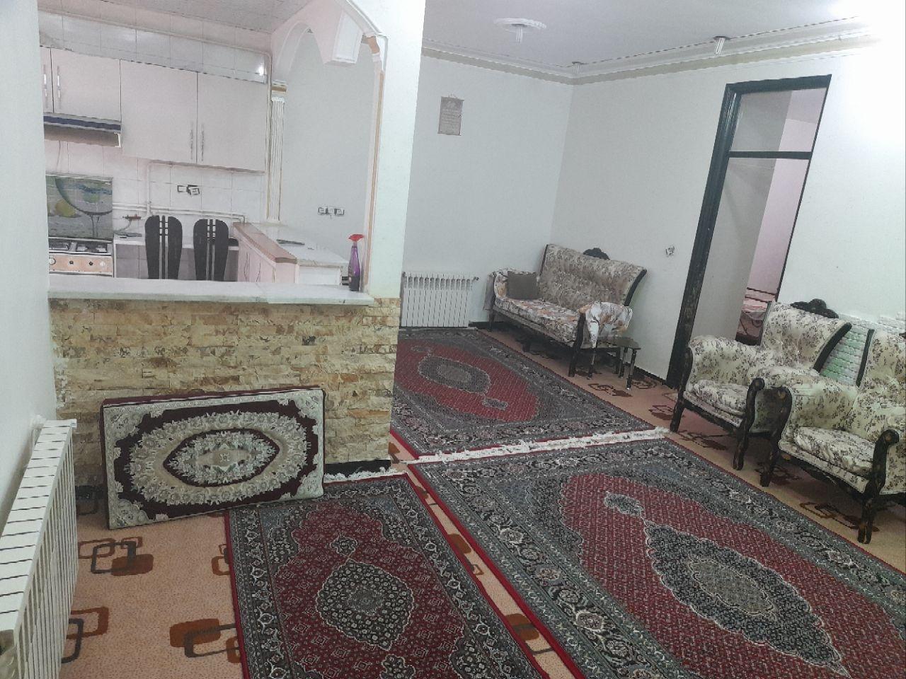 اجاره منزل دو خوابه نزدیک دریاچه زریوار